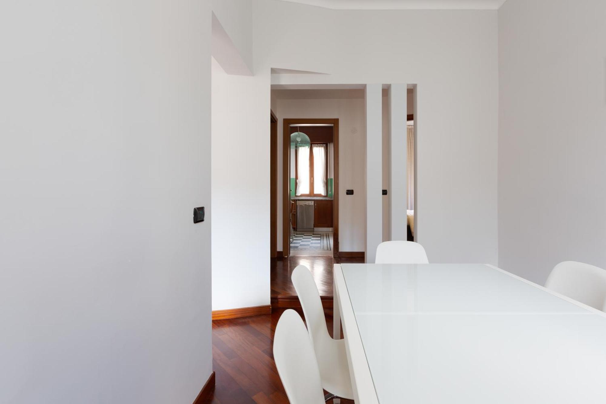 Sondrio M3 - Spacious With Balcony! Appartamento